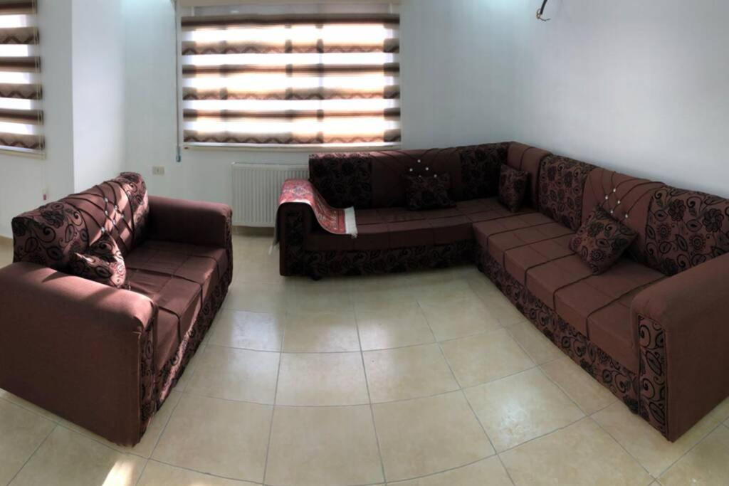 עמאן Apt 4 Rent/A Quiet Neighborhood Close To Services מראה חיצוני תמונה